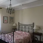 Le Rose Alojamento de Acomodação e Pequeno-almoço 3*