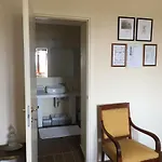 Alojamento de Acomodação e Pequeno-almoço Le Rose 3*