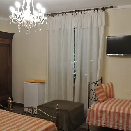 Bed & Breakfast Le Rose Cavour