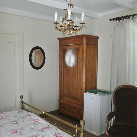 Nocleg ze śniadaniem Le Rose 3*