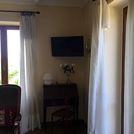Le Rose Bed & Breakfast 3*
