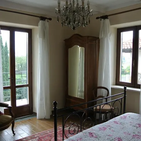 Le Rose Nocleg ze śniadaniem 3*