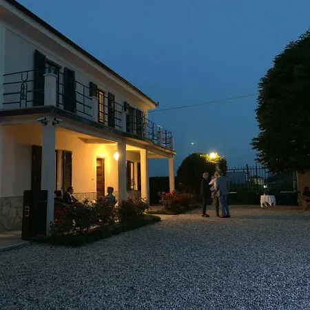 Le Rose Nocleg ze śniadaniem