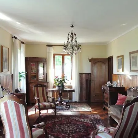 Nocleg ze śniadaniem Le Rose Cavour